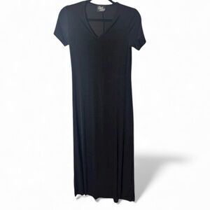 Can’t Miss Black Maxi Sheer Breathable cover up-Medium